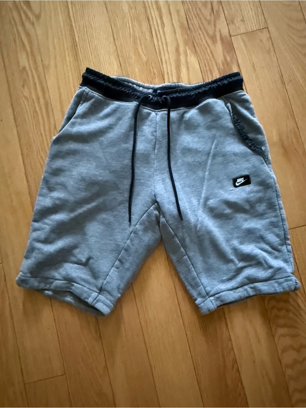 Nike drawstring jersey gray shorts patch logo